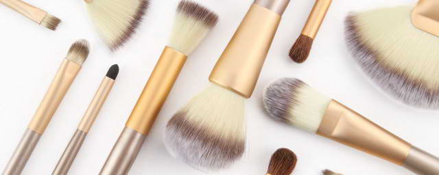 奇富科技(03660)2025年二季度财报:营收52亿元,环比增长11.2%