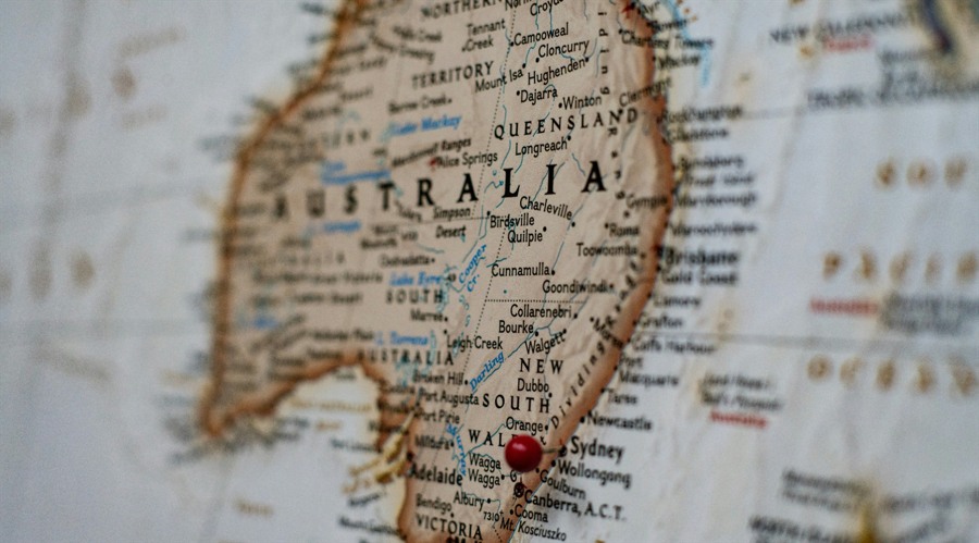 港股开盘 | 恒指高开0.87% 蔚来(09866)大涨近9%